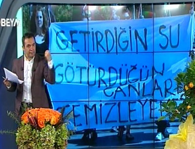 Tahir Sarıkaya'dan o pankarta sert tepki