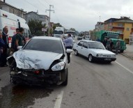Fatsa'da Otomobil Kamyonla Çarpıştı Açıklaması 6 Yaralı