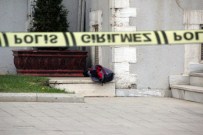 ŞÜPHELİ ÇANTA - Tekirdağ Valiliği Önünde Şüpheli Çanta Paniği