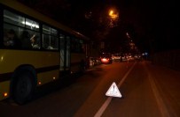 OTOBÜS DURAĞI - Yaya Geçidinden Geçerken Minibüsün Altında Kaldı