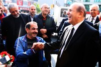 YÜRÜME ENGELLİ - Yürüme Engelli Vatandaş, AK Partili Burhan Kuzu'yu Mest Etti