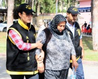 KİREMİTHANE - Kadın Yankesici Polisten Kaçamadı