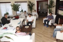 GÖKHAN KARAÇOBAN - Karate Takımı Alaşehir'i Gururlandırdı