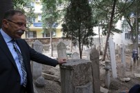 MEZAR TAŞLARı - Tarihe Ve Ecdada Büyük Saygı