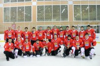 BUZ HOKEYİ TAKIMI - Zeytinburnu Belediyesi Buz Hokeyi Takımı Avrupa Arenasına Çıkıyor