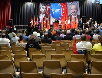 Sandalyeler boş kaldı