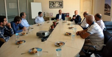 AK Parti Milletvekili Adayı Kaya, Sanayicilerden İktidar İçin Destek İstedi