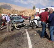 MUSTAFA AKSU - Otomobiller Çarpıştı Açıklaması 4 Yaralı