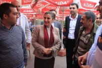 TÜLAY KAYNARCA - Vatandaştan AK Parti'li Tülay Kaynarca'ya Açıklaması 'TEK Çaremiz Sizsiniz'