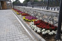 Yeni Projeler Çiçeklerle Süsleniyor