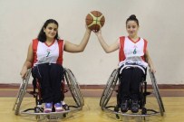 YOSK'un Antrenör Ve Oyuncularına Büyük Onur