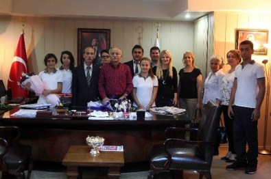 Başkan Karabağ'a Teşekkür Ziyareti