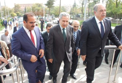 Bülent Arınç Avukatların Yemin Törenine Katıldı