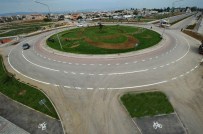 İRFAN TATLıOĞLU - Osmangazi'de 40 Metrelik Bulvar Hizmete Açıldı