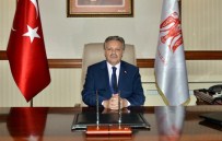 KORUMA EKİBİ - Erzincan Valisi Süleyman Kahraman Kazaya Müdahale Etti