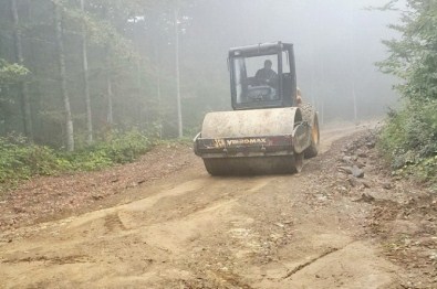 Akçakoca'da Orman Yolunda Üst Yapı Çalışmaları Tamamlandı