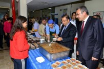 MUAMMER TÜRKER - Vali Türker, Öğrencilere Aşure Dağıttı