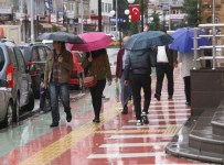 DAVUT KAYA - Yozgat'ta Yağmur Çiftçiyi Sevindirdi