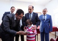HALIL ÇOMAKTEKIN - Amasya'da Engelli Öğrencilere Tablet İle İnteraktif Gözlük Dağıtıldı