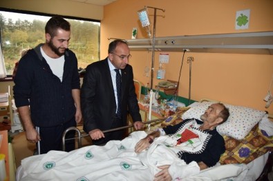 Başkan Üzülmez'den Hastalara Ziyaret