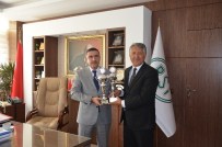 DSİ Spor Kupaları Özgür'e Takdim Etti