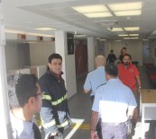 Maaşı Kesilince Bankada Kendini Yakmaya Çalıştı