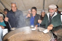 ALİCAN ÖNLÜ - Tunceli Belediyesi 5 Bin Kişiye Aşure Dağıttı
