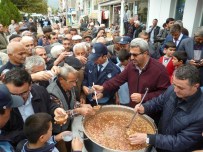 BÜNYAMİN YILDIZ - Turhal'da Aşure İkramı