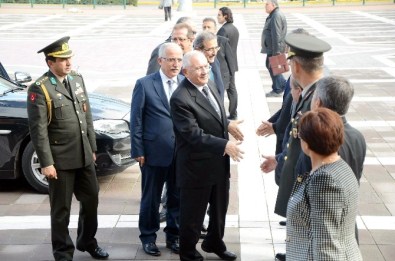 Bakan Gönül Açıklaması 'Yerli Savaş Uçağının Projelendirilmesinde Belli Bir Mesafe Kat Edildi'