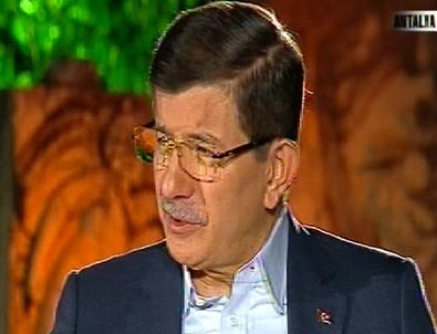 Davutoğlu: Ankara saldırısı AK Parti'yi iktidar yapmamak için düzenlendi