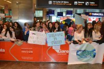 ŞARKI YARIŞMASI - Atatürk Havalimanı'nda Cnblue İzdihamı