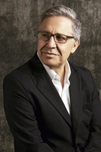 Zülfü Livaneli Okuyucularıyla Akasya Acıbadem'de Buluşacak