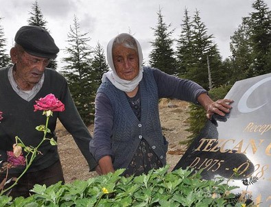 Acının Simgesi 'Recep Dede' İle 'Ayşe Nine'