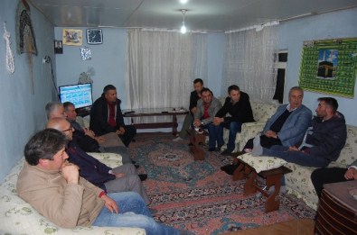 Çakan, Dağlıca Gazisini Evinde Ziyaret Etti