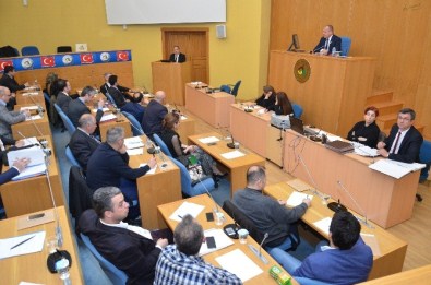 Düzce Belediyesi 2016 Bütçesi Meclise Geliyor