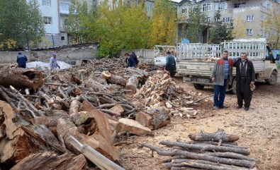 Göksun'da Odun Satışları Arttı