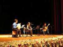 ONSEKIZ MART ÜNIVERSITESI - Grup Sırnağme Konseri Büyük Beğeni Topladı