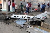 SU ŞEBEKESİ - Hendeğe Tuzaklanmış Bomba Polisin Geçişi Sırasında Patlatıldı