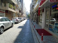 Karşıyaka'da Yaya Yolu Ve Okul Önlerine Özel Önlem