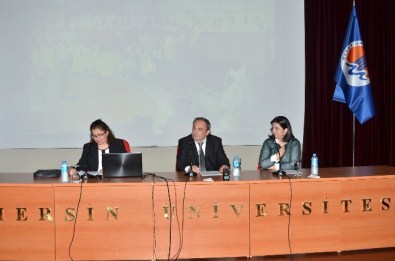 Mersin'de 'Cumhuriyetin Tarihsel Serüveni' Paneli