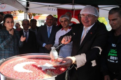 Şehit Ve Gaziler İçin Aşure