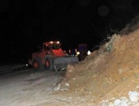 KASRIK - Şırnak-Cizre yolu ulaşıma kapandı