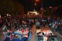 LALE KARABıYıK - Bursa'da Binlerce Kişi Sessizce Cumhuriyet İçin Yürüdü...