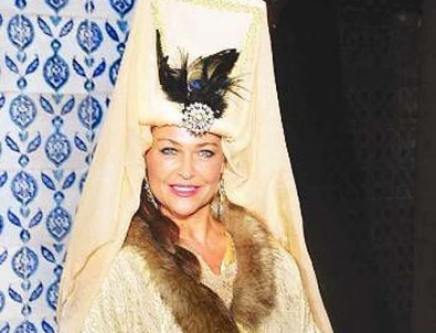 Kösem Sultan'da kostüm kavgası