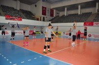 Sultanlar, İstanbul Bşb Deplasmanında