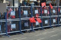 LEVENT KıLıÇ - Törende Bariyer Tepkisi