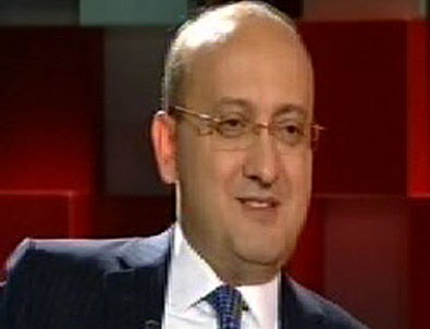 Yalçın Akdoğan: Evde bebeğin sözü geçer