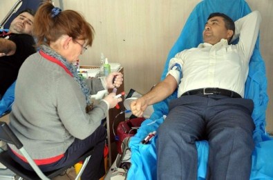 Türk Kızılay'ı Aliağa'da Kan Toplayacak