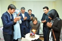 AYŞE GÜNEY - AK Parti'den Gençlere 'Doğum Günü' Sürprizi