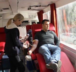 Çan'da Kızılay'a 24 Ünite Kan Bağışı